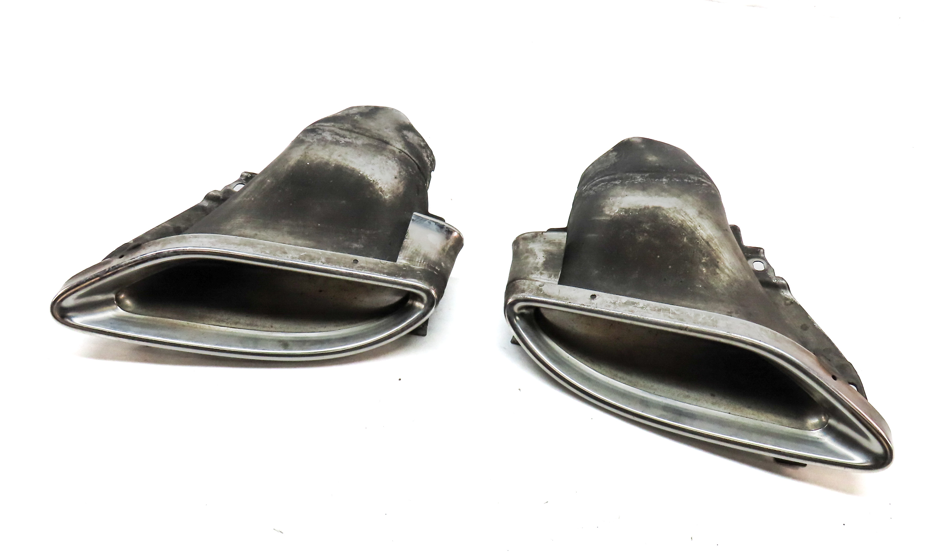 12-16 C E CLASS E300 E350 (W204 W212) REAR LEFT & RIGHT EXHAUST MUFFLER TIP SET — exact item pictured